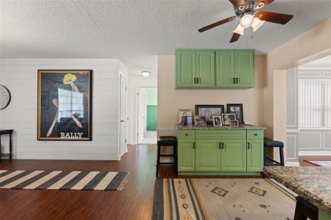Villa ou maison à vendre à Hudson, Floride: 2 chambres, 99.22 m2 № 2204744 - photo 7