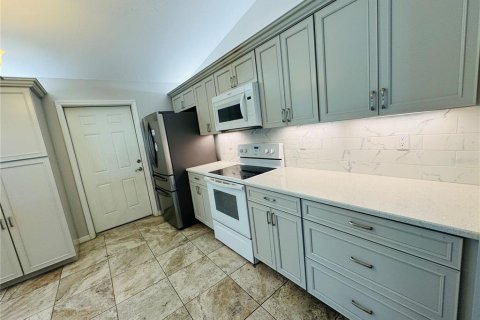 Villa ou maison à vendre à Edgewater, Floride: 3 chambres, 148.18 m2 № 1679441 - photo 9