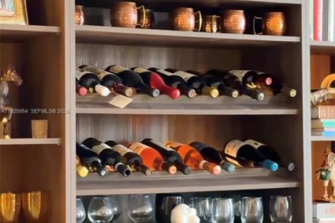 Casa en venta en North Miami Beach, Florida, 4 dormitorios, 104.33 m2 № 1984041 - foto 18