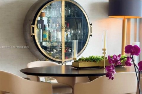 Casa en venta en North Miami Beach, Florida, 4 dormitorios, 104.33 m2 № 1984041 - foto 20