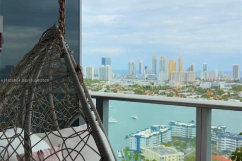 Casa en venta en North Miami Beach, Florida, 4 dormitorios, 104.33 m2 № 1984041 - foto 30