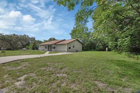 Duplex in De Leon Springs, Florida 4 bedrooms, 166.48 sq.m. № 1831666 - photo 14