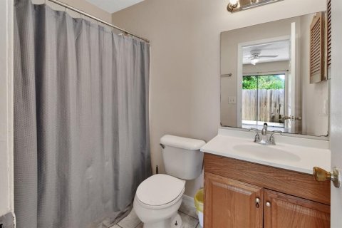 Duplex in De Leon Springs, Florida 4 bedrooms, 166.48 sq.m. № 1831666 - photo 26