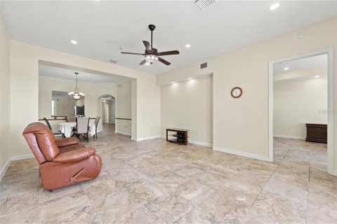 Condo in Orlando, Florida, 2 bedrooms  № 2369666 - photo 26