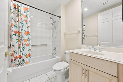 Condo in Orlando, Florida, 2 bedrooms  № 2369666 - photo 30