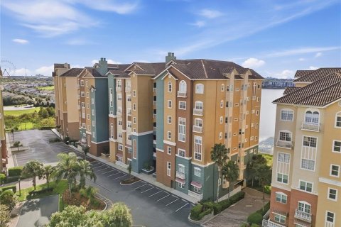 Condo in Orlando, Florida, 2 bedrooms  № 2369666 - photo 2