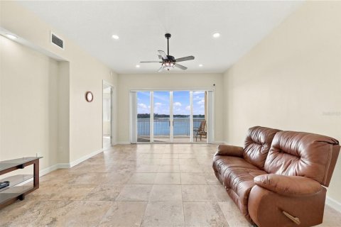 Condo in Orlando, Florida, 2 bedrooms  № 2369666 - photo 23