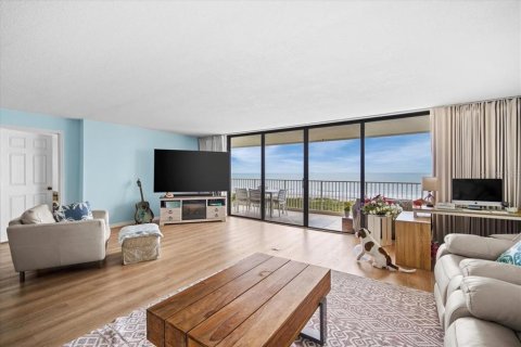 Condo in Cocoa Beach, Florida, 2 bedrooms  № 1757366 - photo 3