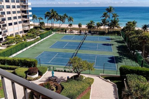 Condo in Lauderdale-by-the-Sea, Florida, 2 bedrooms  № 2382517 - photo 16