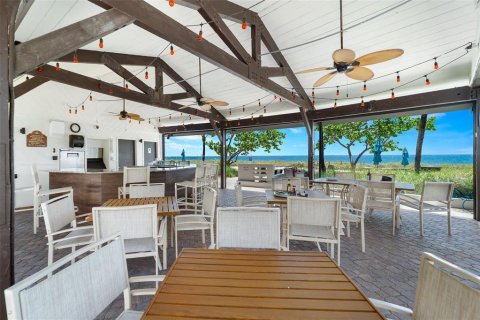 Condo in Lauderdale-by-the-Sea, Florida, 2 bedrooms  № 2382517 - photo 23
