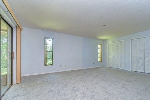 House in Brandon, Florida 3 bedrooms, 173.08 sq.m. № 2341588 - photo 11