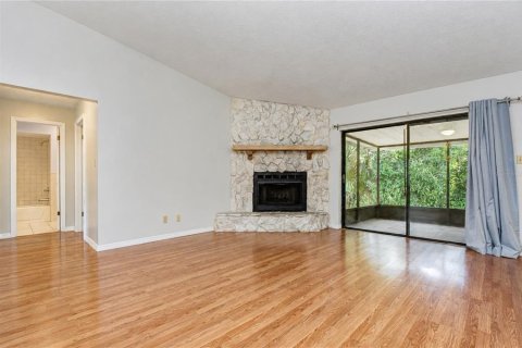 House in Brandon, Florida 3 bedrooms, 173.08 sq.m. № 2341588 - photo 5