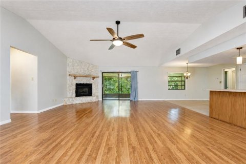 House in Brandon, Florida 3 bedrooms, 173.08 sq.m. № 2341588 - photo 7