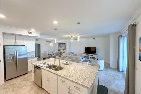 Apartamento en alquiler en Punta Gorda, Florida, 3 dormitorios, 161.74 m2 № 1804813 - foto 8