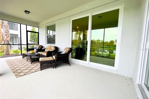 Apartamento en alquiler en Punta Gorda, Florida, 3 dormitorios, 161.74 m2 № 1804813 - foto 19
