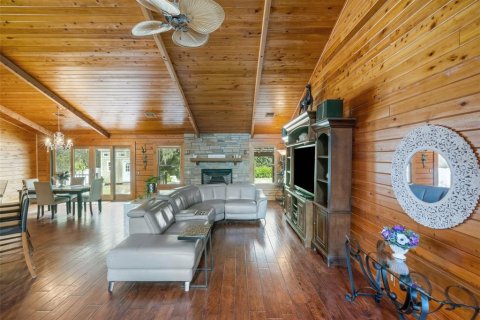 Купить виллу или дом в Парриш, Флорида 11 комнат, 231.98м2, № 2342638 - фото 6