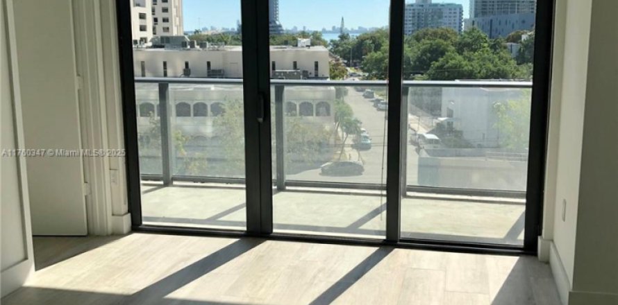 Condo in Miami, Florida, 1 bedroom  № 1860539
