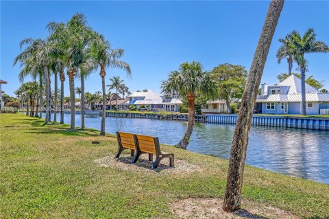 Copropriété à vendre à Stuart, Floride: 3 chambres, 147.71 m2 № 1996008 - photo 5