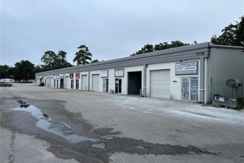 Commercial property in Ocala, Florida № 1917861 - photo 2