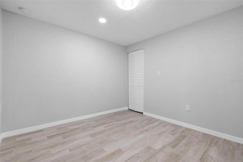 Immobilier commercial à vendre à Englewood, Floride: 5 chambres, 234.21 m2 № 1910136 - photo 30