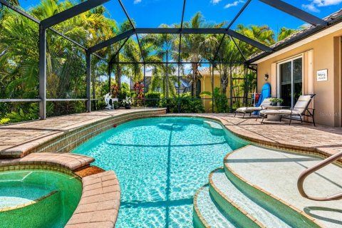 House in Punta Gorda, Florida 3 bedrooms, 195 sq.m. № 2272749 - photo 3