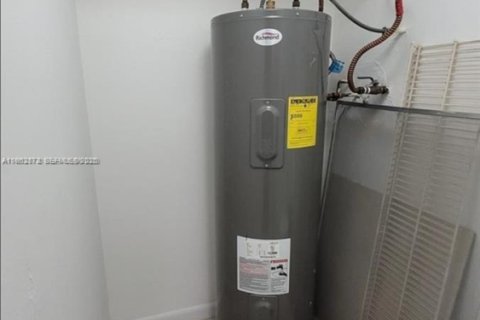 Купить кондоминиум в Майами, Флорида 2 спальни, 127.83м2, № 2024171 - фото 21