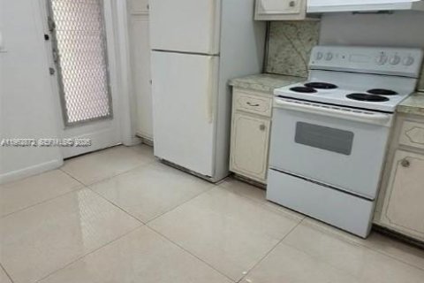 Купить кондоминиум в Майами, Флорида 2 спальни, 127.83м2, № 2024171 - фото 4