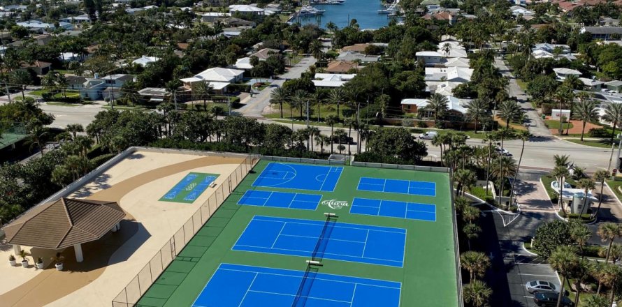 Condominio en Riviera Beach, Florida, 2 dormitorios № 1154146
