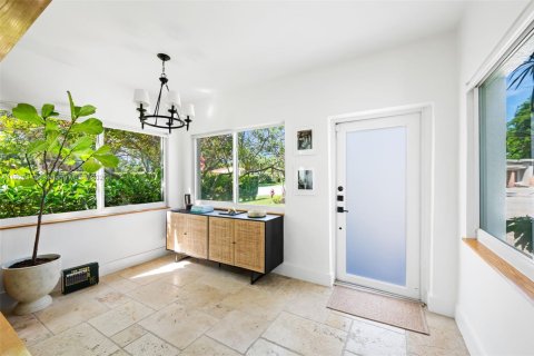 Casa en venta en Fort Lauderdale, Florida, 2 dormitorios, 107.49 m2 № 1976124 - foto 2