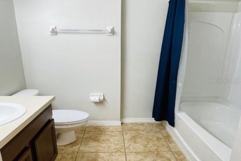 Townhouse in Orlando, Florida 4 bedrooms, 184.23 sq.m. № 2379513 - photo 13
