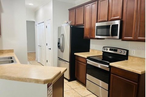 Townhouse in Orlando, Florida 4 bedrooms, 184.23 sq.m. № 2379513 - photo 4