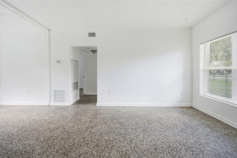 Appartement à louer à Casselberry, Floride: 3 chambres, 93.74 m2 № 2396621 - photo 5
