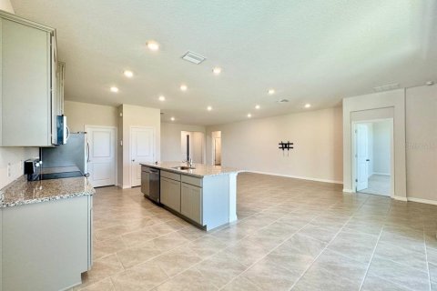 Casa en alquiler en San Antonio, Florida, 3 dormitorios, 171.31 m2 № 2116008 - foto 8
