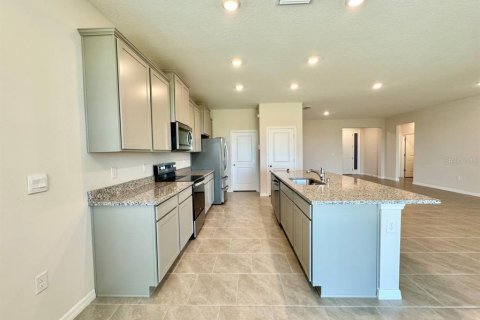 Casa en alquiler en San Antonio, Florida, 3 dormitorios, 171.31 m2 № 2116008 - foto 9