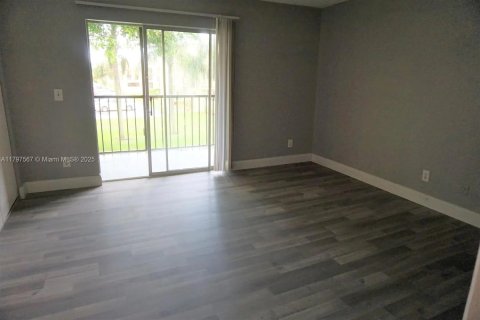 Condominio en venta en Boynton Beach, Florida, 1 dormitorio, 65.4 m2 № 1738128 - foto 4