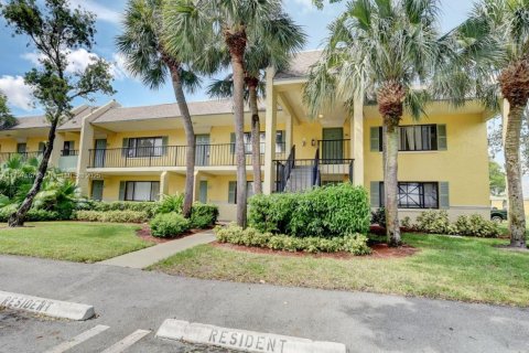 Condominio en venta en Boynton Beach, Florida, 1 dormitorio, 65.4 m2 № 1738128 - foto 1