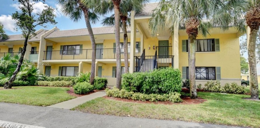 Condominio en Boynton Beach, Florida, 1 dormitorio № 1738128