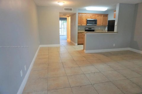 Condominio en venta en Boynton Beach, Florida, 1 dormitorio, 65.4 m2 № 1738128 - foto 21