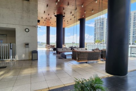 Купить кондоминиум в Майами, Флорида 1 спальня, 61.69м2, № 2001436 - фото 3