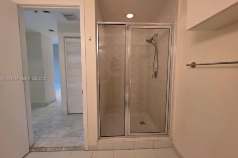 Купить кондоминиум в Майами, Флорида 1 спальня, 61.69м2, № 2001436 - фото 14