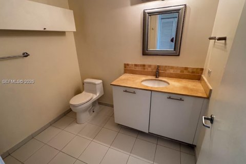 Купить кондоминиум в Майами, Флорида 1 спальня, 61.69м2, № 2001436 - фото 16