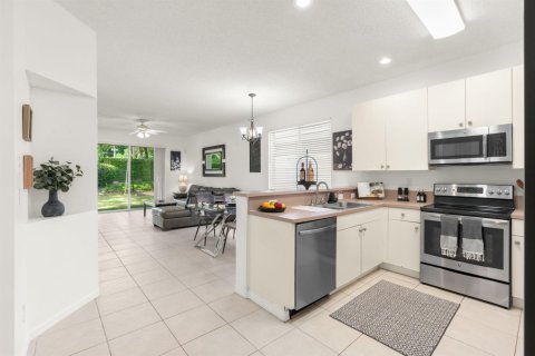 Casa en venta en Coconut Creek, Florida, 3 dormitorios, 161.37 m2 № 2177267 - foto 22