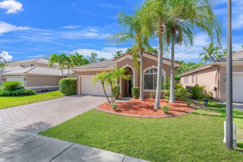 Casa en venta en Coconut Creek, Florida, 3 dormitorios, 161.37 m2 № 2177267 - foto 3
