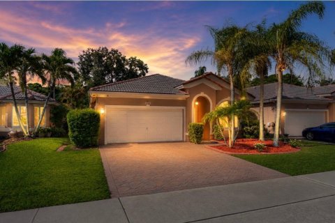 Casa en Coconut Creek, Florida 3 dormitorios, 161.37 m2 № 2177267