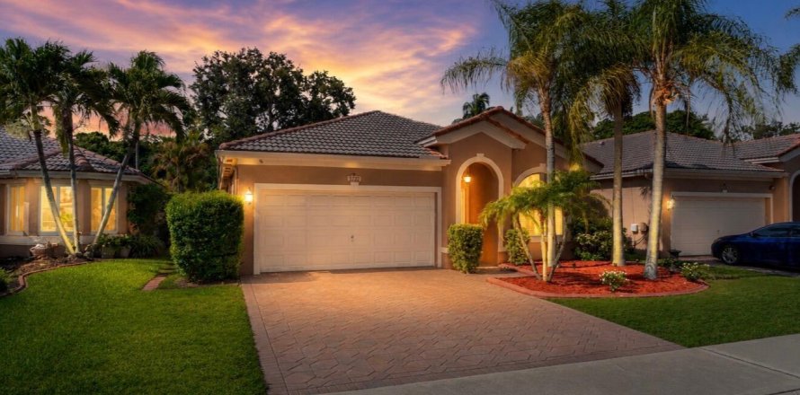 Casa en Coconut Creek, Florida 3 dormitorios, 161.37 m2 № 2177267