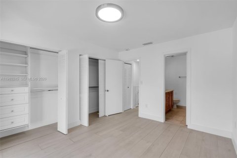 Купить кондоминиум в Корал-Гейблс, Флорида 2 спальни, 92.25м2, № 2047777 - фото 20