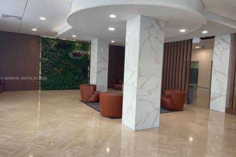 Condominio en venta en Sunny Isles Beach, Florida, 1 dormitorio, 87.61 m2 № 2263983 - foto 4