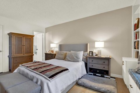 Copropriété à vendre à Pinellas Park, Floride: 2 chambres, 86.4 m2 № 2234510 - photo 12