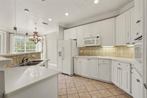 Touwnhouse à vendre à Apollo Beach, Floride: 3 chambres, 218.32 m2 № 2403546 - photo 10