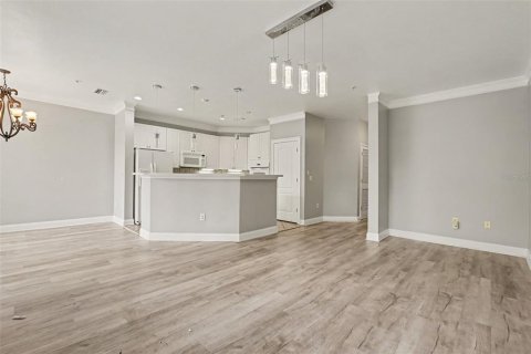 Touwnhouse à vendre à Apollo Beach, Floride: 3 chambres, 218.32 m2 № 2403546 - photo 8